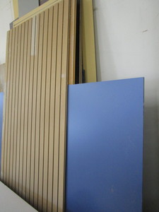 lot 181 image: Sheeting with slat board panel, sma...