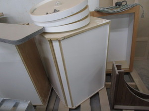 lot 185 image: Four built cabinets - one corner wi...