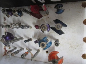lot 206 image: Router bits 14, qty 24...