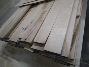 lot 269 image: Variable width Birch -  44 10ft lo...