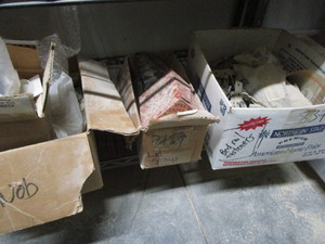 lot 276 image: Bed Rail fasteners, Jack knob...