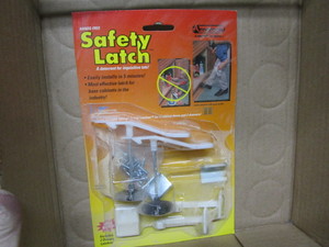 lot 277 image: Safety latches 20 new...