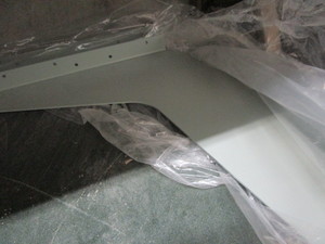 lot 287 image: Grey work station brackets, qty 3 n...