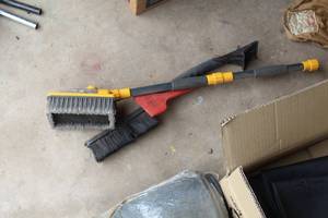 lot 641 image: Washing Wand, Windshield Scrapers