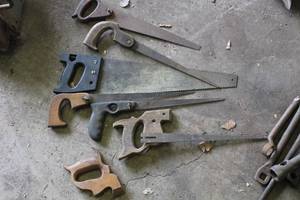 lot 655 image: Lot of  Misc Hand Saws