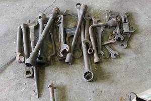 lot 656 image: Wrenches, Sockets