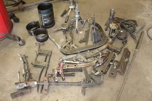 lot 663 image: Lot of  Assorted Specialty Tools