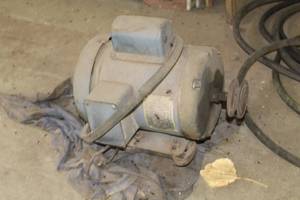 lot 676 image: 5011-46T 12 hp