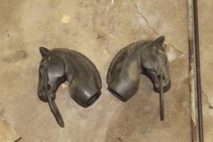 lot 677 image: Lot of (2) Metal Horse Head Post Toppers