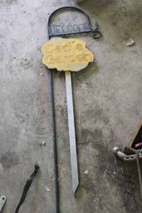 lot 682 image: Lot of (2) Yard Signs