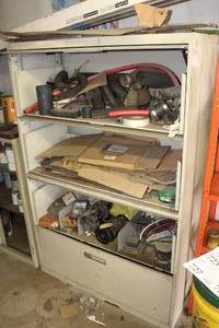lot 728 image: Metal Storage Cabinet