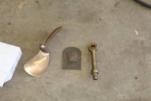 lot 756 image: Lot of (3) Brass Dcor - Propeller, Placard, Eye Bolt
