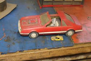 lot 772 image: Lot of (2) Vintage Toy Cars