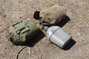 lot 800 image: Lot of (3) Vintage Military Canteens