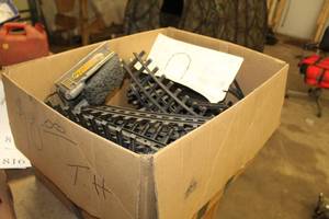lot 815 image: Lot of (1 Box) Large Scale Train Track