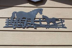 lot 855 image: Horse and Pony Metal Wall Art
