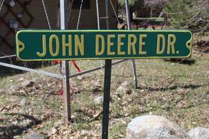 lot 861 image: John Deere Dr Metal Street Sign
