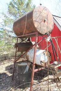 lot 869 image: Fuel Tank, Stand