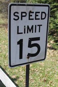 lot 900 image: Speed Limit 15 Metal Street Sign