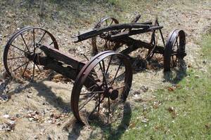 lot 903 image: Vintage Wagon Axles
