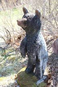 lot 911 image: Bear Wood Carving Yard Statue