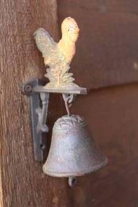 lot 916 image: Wall-Mount Bell