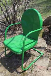 lot 963 image: Metal Patio Chair