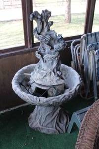 lot 1009 image: Water Fountain