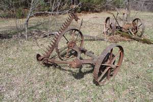 lot 608 image: Minnesota No. 1 Sickle Mower