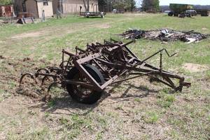 lot 599 image: Cultivator