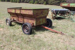lot 594 image: Grain Wagon