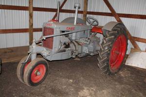 lot 574 image: Case Model RC Tractor
