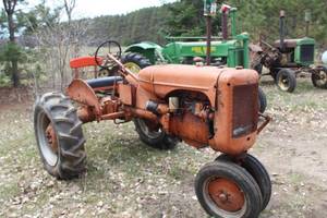 lot 577 image: Allis Chalmers Model C Tractor with Functional Saw Rig