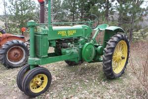 lot 579 image: John Deere Model A Tractor