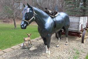 lot 583 image: Black Stallion Horse Dcor