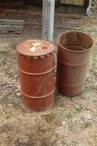 lot 1035 image: Lot of (2) Metal Drums