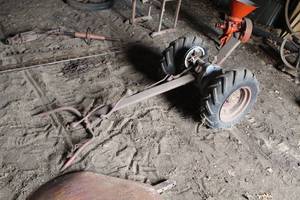 lot 1047 image: Farm Implement