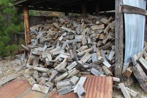 lot 1070 image: Lot of (12-Shed) Firewood