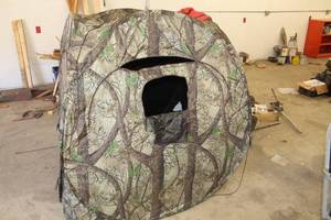 lot 1098 image: Hunting Blind