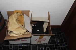 lot 124 image: Lot of (2 Boxes) Deer HideLeather