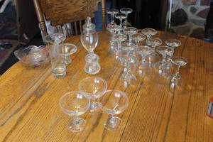lot 130 image: Lot of (24) Glassware - Stem Glasses, Dessert Bowls, Serving Bowls, Misc. Glassware