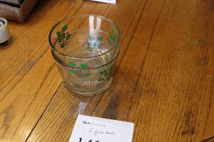 lot 141 image: Lot of (2) Glass Bowls
