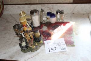 lot 157 image: Lot of (6) Salt & Pepper Shaker Sets with Rooster Theme Cutting Board