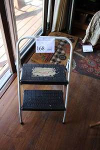 lot 168 image: Stapleton 2-Step Step Stool