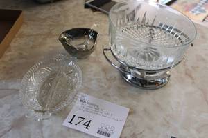 lot 174 image: Relish Bowl, Serving Bowl with Ladel, Glass Decorative Bowl w Stand