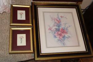 lot 198 image: Lot of (3) Floral Theme Framed Wall Art