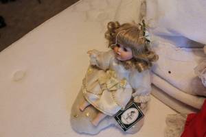 lot 202 image: Geppedo 8 Hope Angel Theme Doll