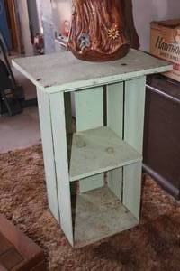lot 1819 image: Wood Display Shelf 3-tier