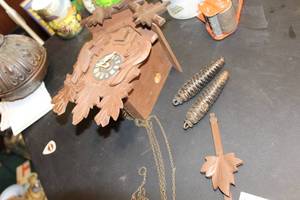 lot 305 image: Vintage Cuckoo Clock