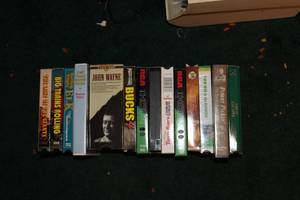 lot 326 image: Lot of (14) VHS Movies and Music Tapes